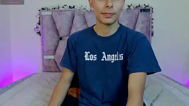 lana_and_liam_ on StripChat 