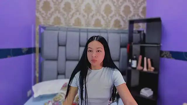 Lila_Pinky on StripChat 