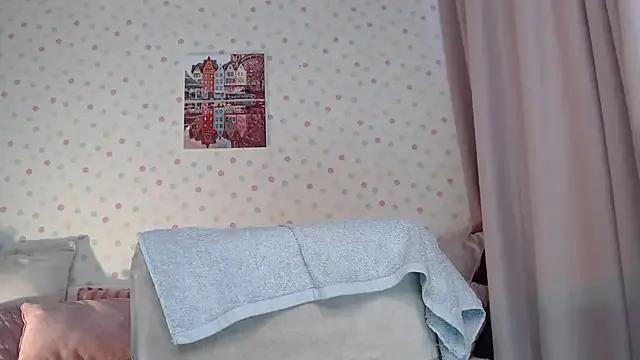 little_paw_ — show the asshole close