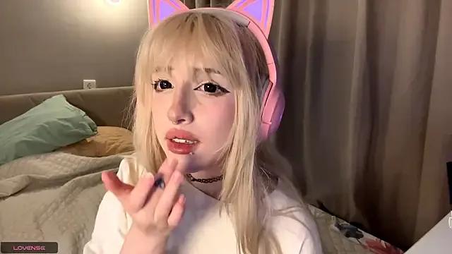 Milkmoriee — Freechat on StripChat