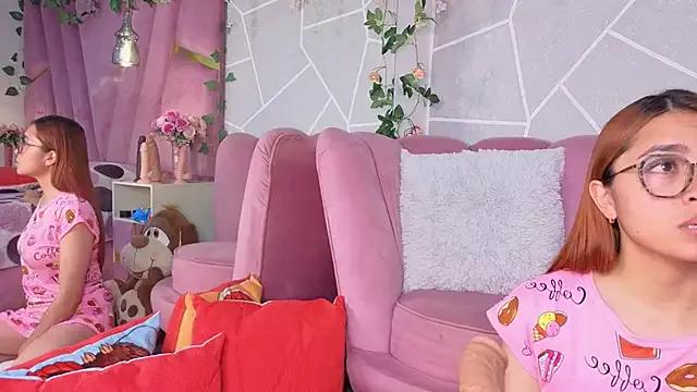 MilleyJones on StripChat 