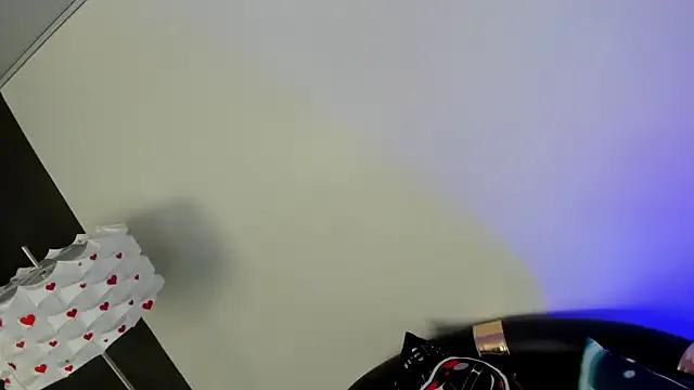 miss__allison — fisting in my tight ass