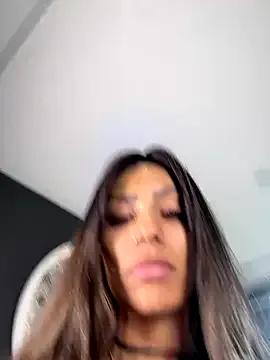 Sarajames on StripChat 