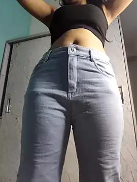 School_girl21 — Freechat on StripChat