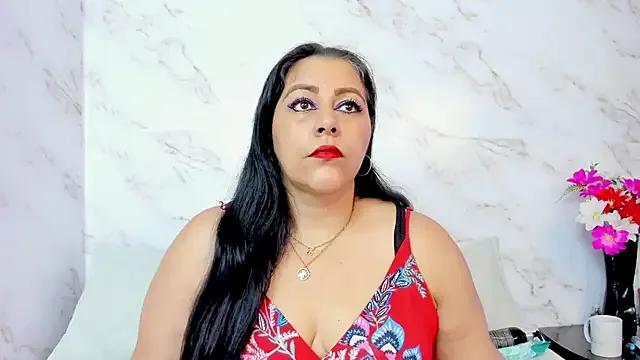 SexxyPamela — Four fingers in the pussy