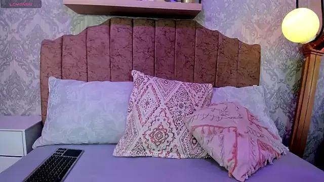 tiffany_becker on StripChat 