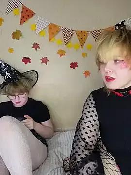 xrixsyx_and_ricky on StripChat 